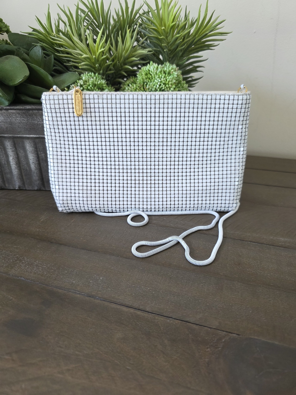 Vintage Lord & Taylor White Metal Mesh Shoulder Evening Bag
